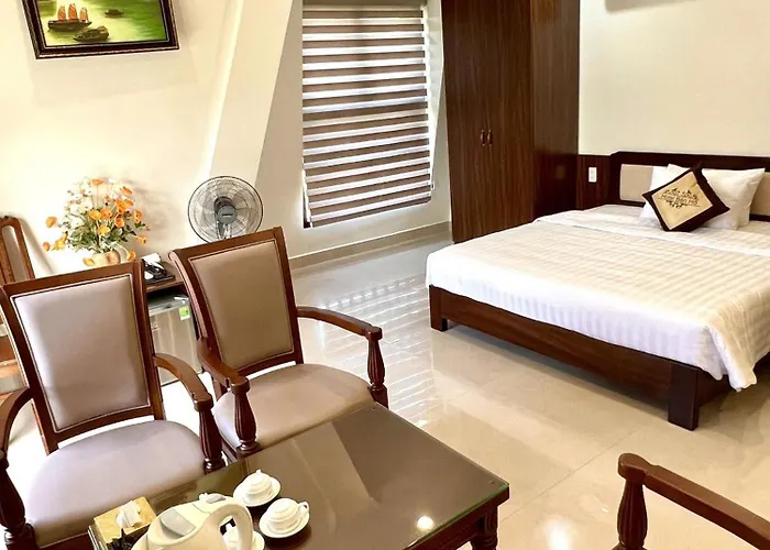 Lakeside Venuestay Villa Ha Long
