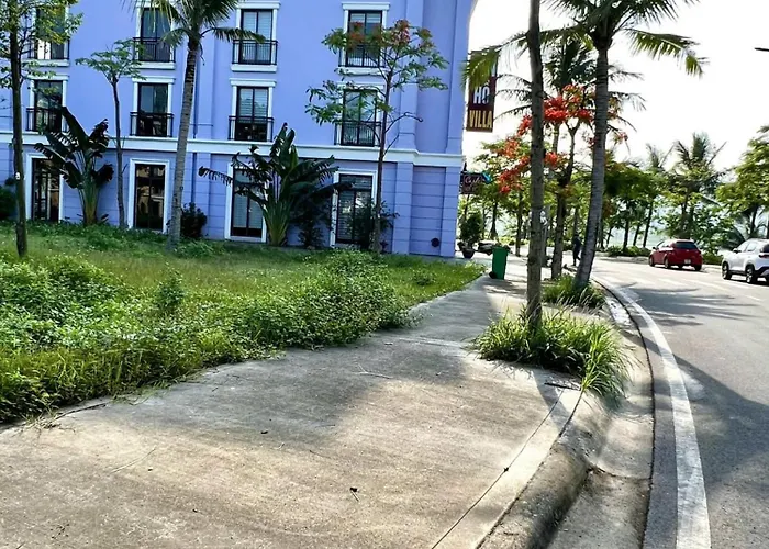 Lakeside Venuestay Villa *